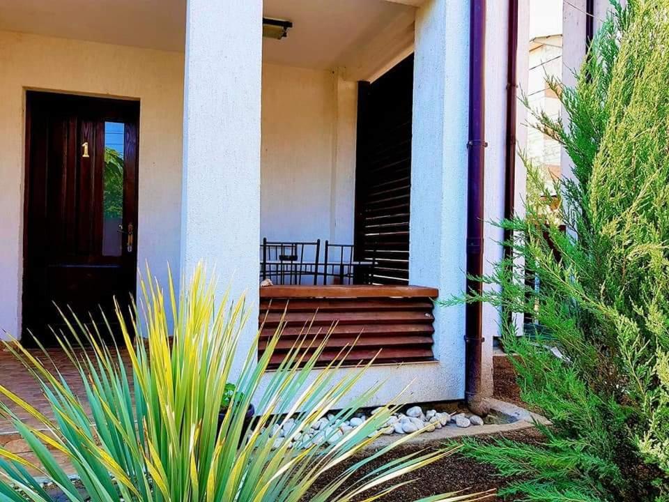 Pensiunea Casa Blanca Sulina Exteriör bild
